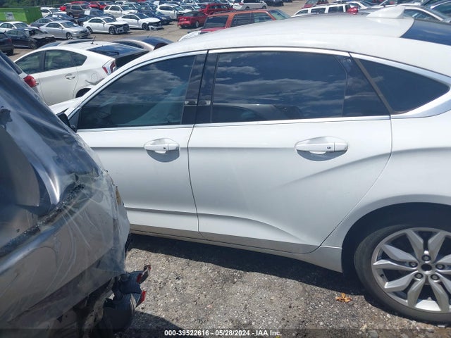 Chevrolet IMPALA 1LT 2018 2G1105S35J9154048 Image 14