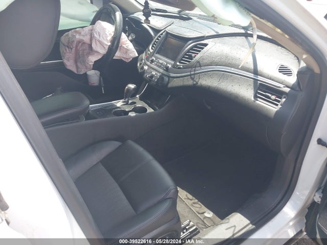 Chevrolet IMPALA 1LT 2018 2G1105S35J9154048 Image 5