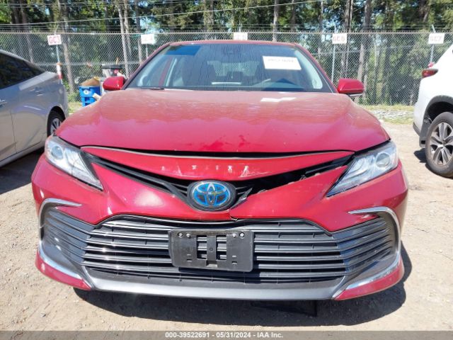 4T1F31AK8NU589964 Toyota Camry Xle Hybrid
