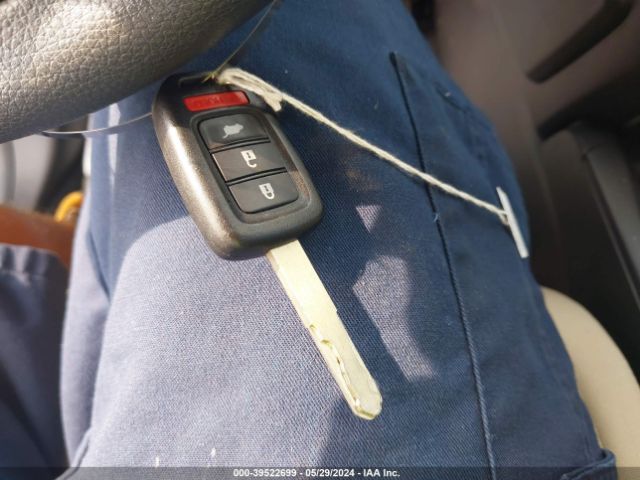 2HKRW5H3XJH415168 Honda CR-V LX