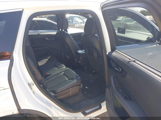 WA1LHAF72HD042667 Audi Q7 2.0t Premium