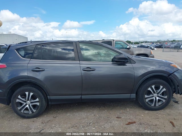 Toyota RAV4 LE 2018 JTMZFREV0JJ153794 Image 13