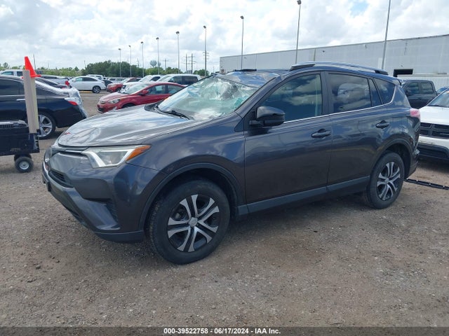 Toyota RAV4 LE 2018 JTMZFREV0JJ153794 Image 2