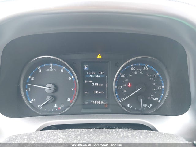 Toyota RAV4 LE 2018 JTMZFREV0JJ153794 Image 7