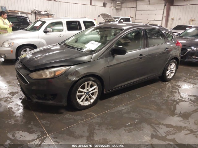 Ford FOCUS SE 2017 1FADP3K2XHL342472 Image 2