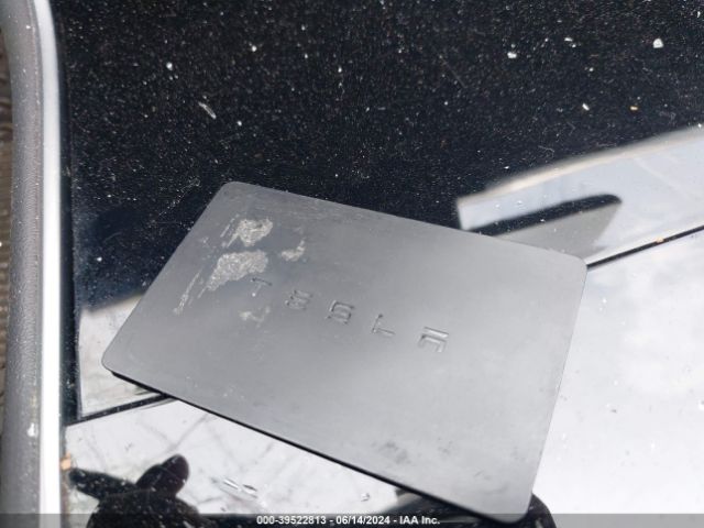 5YJ3E1EB2KF452616 Tesla Model 3 Long Range/performance