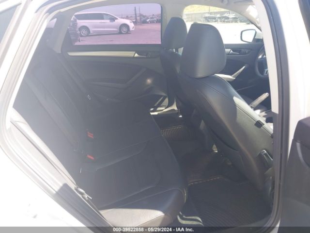 1VWAT7A39FC075538 Volkswagen Passat 1.8t Limited Edition