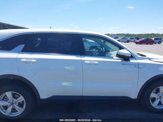 KIA SORENTO LX 2023 5XYRG4LC1PG219196 Image 13