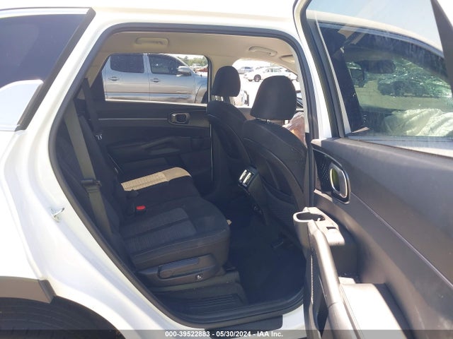 KIA SORENTO LX 2023 5XYRG4LC1PG219196 Image 8