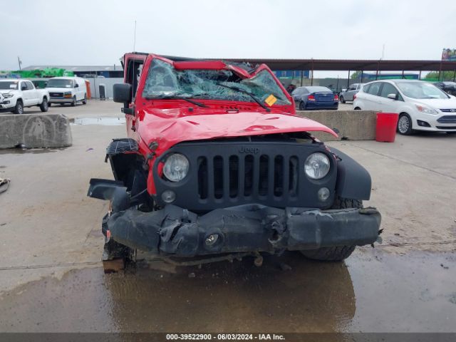 1C4BJWDG8FL732092 Jeep Wrangler Unlimited Sport