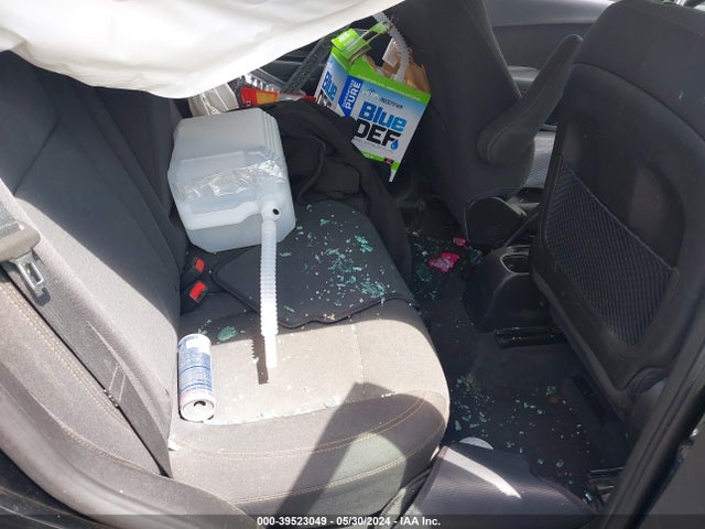 Chevrolet TRAX LS 2019 3GNCJKSB0KL326897 Image 8