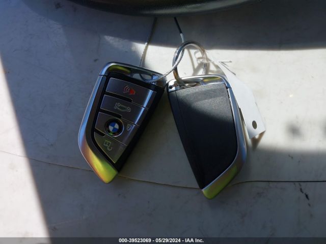 WBA7F0C59HGM21090 BMW 750i