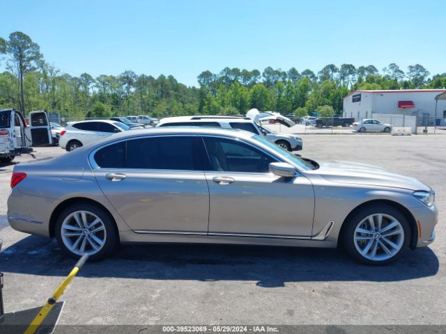 WBA7F0C59HGM21090 BMW 750i