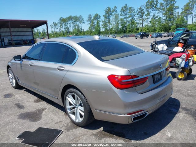 WBA7F0C59HGM21090 BMW 750i
