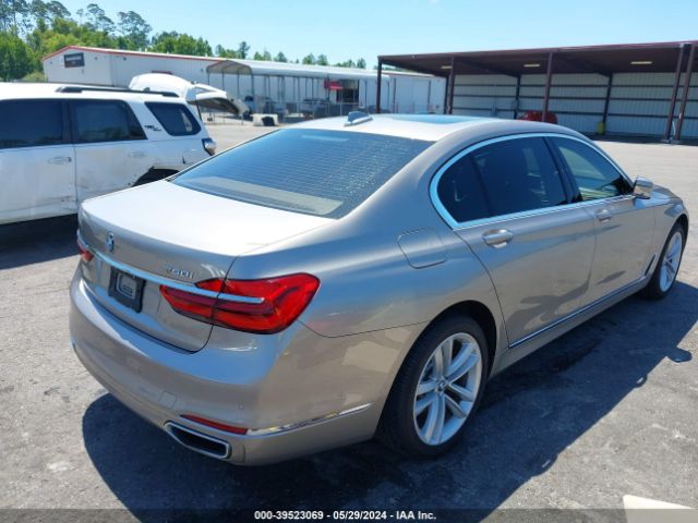 WBA7F0C59HGM21090 BMW 750i