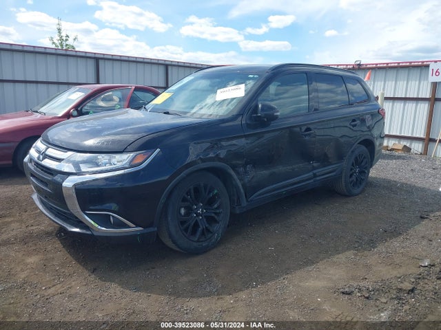 Mitsubishi Outlander Le 2018 JA4AZ3A35JZ031787 Image 2