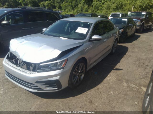 1VWAT7A3XGC066462 Volkswagen Passat 1.8t R-line