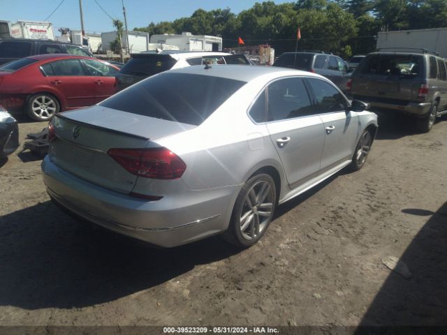 1VWAT7A3XGC066462 Volkswagen Passat 1.8t R-line