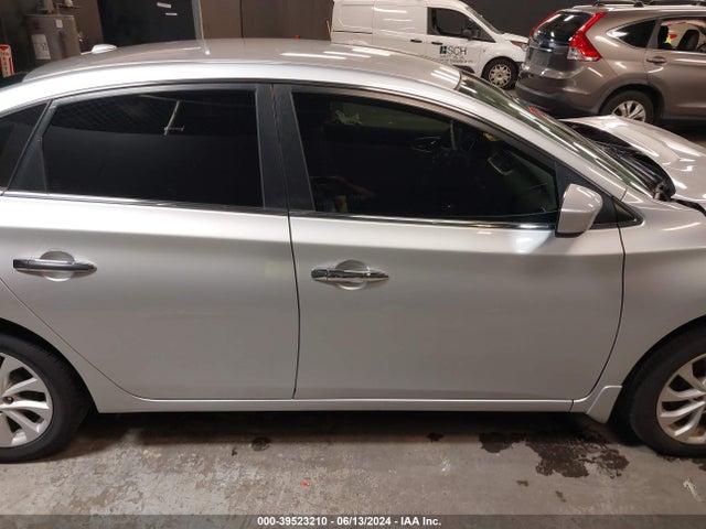 Продаж на аукціоні авто 2018 Nissan Sentra Sv, vin: 3N1AB7AP8JY225991, номер лоту: 39523210