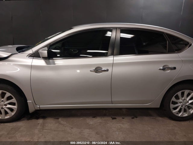 Продаж на аукціоні авто 2018 Nissan Sentra Sv, vin: 3N1AB7AP8JY225991, номер лоту: 39523210