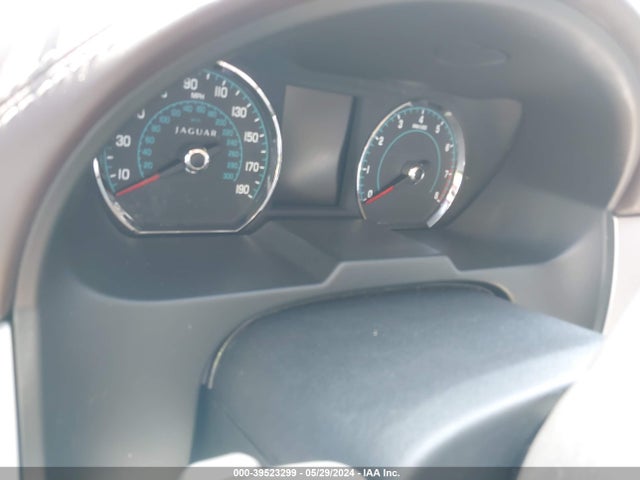 2013 JAGUAR XF SAJWA0HE0DMS56016 Photo 6