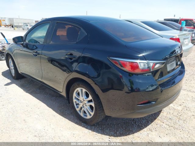 3MYDLBZV1GY126159 Scion IA