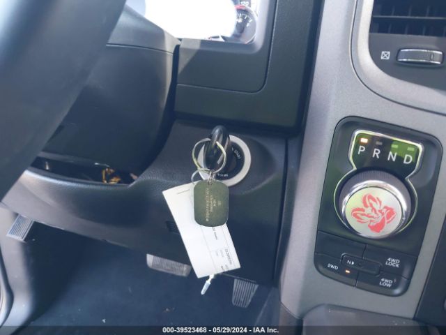 1C6RR7KT0NS146897 RAM 1500 Classic Tradesman