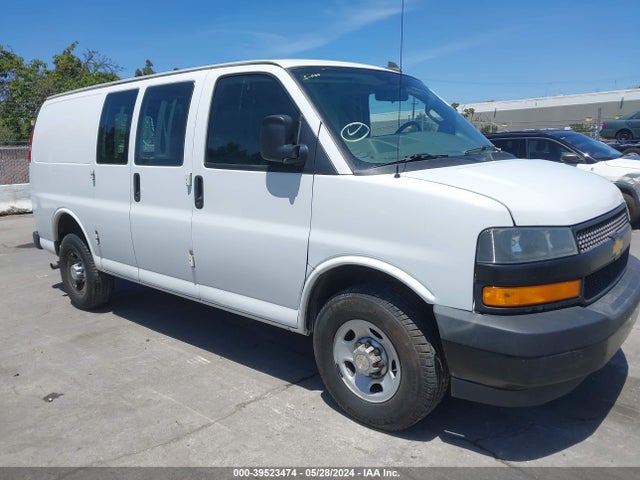 2021 1GCWGAF76M1169049 main image