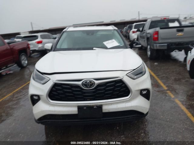 5TDGZRAHXMS040697 Toyota Highlander Xle