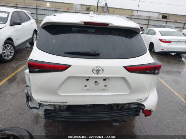 5TDGZRAHXMS040697 Toyota Highlander Xle