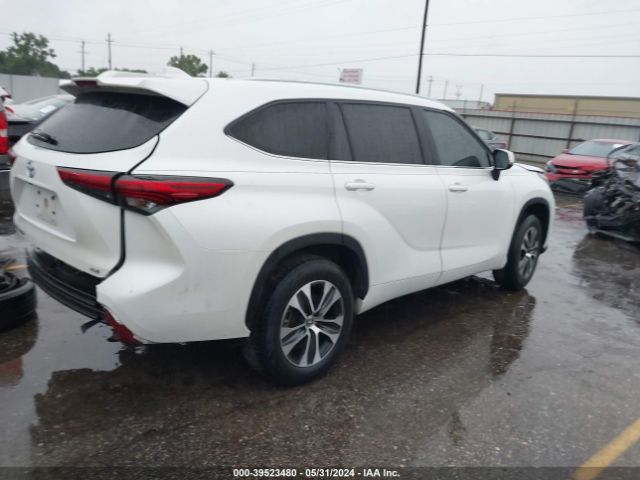 5TDGZRAHXMS040697 Toyota Highlander Xle