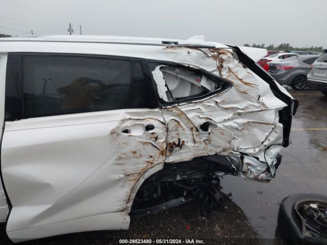 5TDGZRAHXMS040697 Toyota Highlander Xle