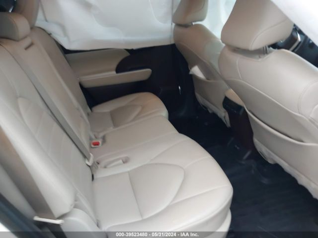 5TDGZRAHXMS040697 Toyota Highlander Xle