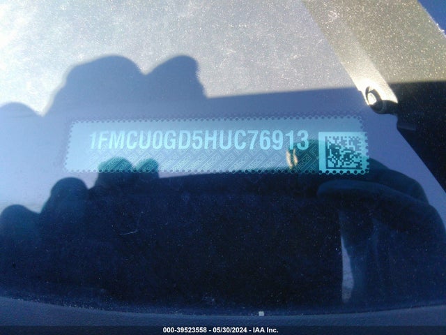 Ford ESCAPE SE 2017 1FMCU0GD5HUC76913 Image 9