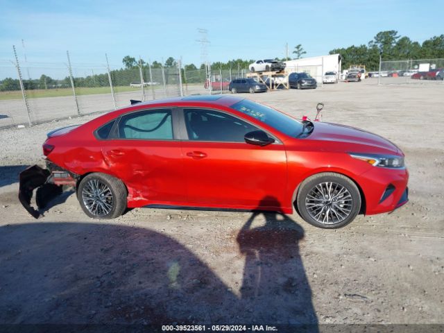 3KPF54AD4PE620923 KIA Forte Gt-line