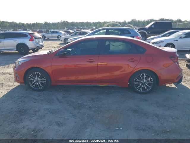 3KPF54AD4PE620923 KIA Forte Gt-line