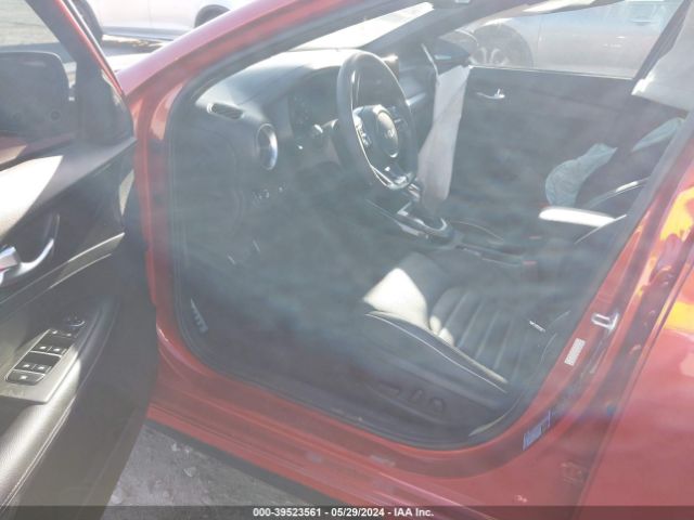3KPF54AD4PE620923 KIA Forte Gt-line