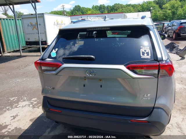 Toyota RAV4 LE 2019 JTMF1RFV0KD006052 Image 16