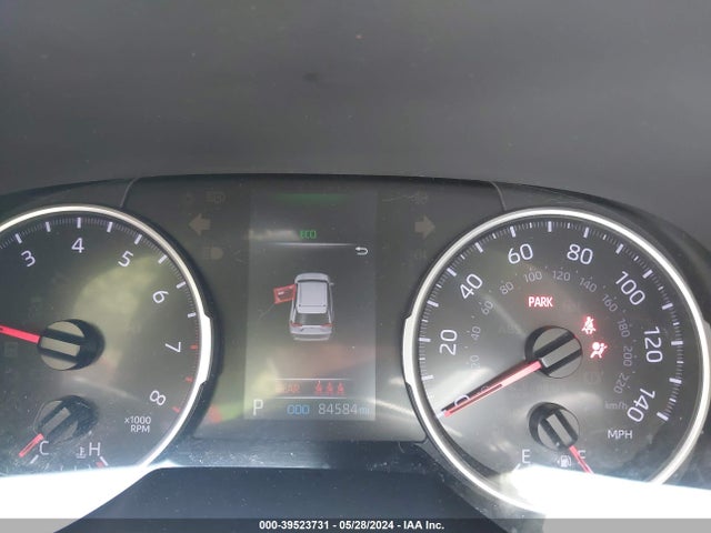Toyota RAV4 LE 2019 JTMF1RFV0KD006052 Image 7