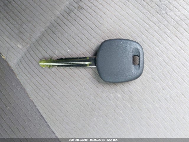 Toyota COROLLA L 2018 5YFBURHE1JP832083 Image 11