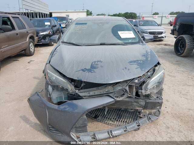 Toyota COROLLA L 2018 5YFBURHE1JP832083 Image 12
