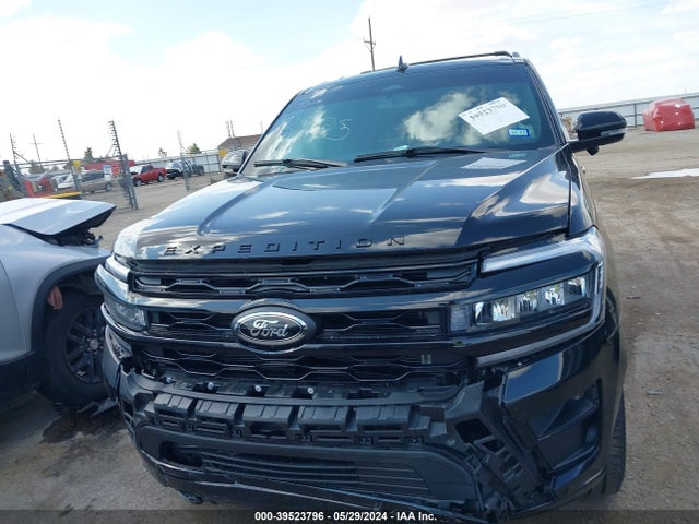 Ford Expedition Limited 2023 1FMJU2AG9PEA13905 Image 12