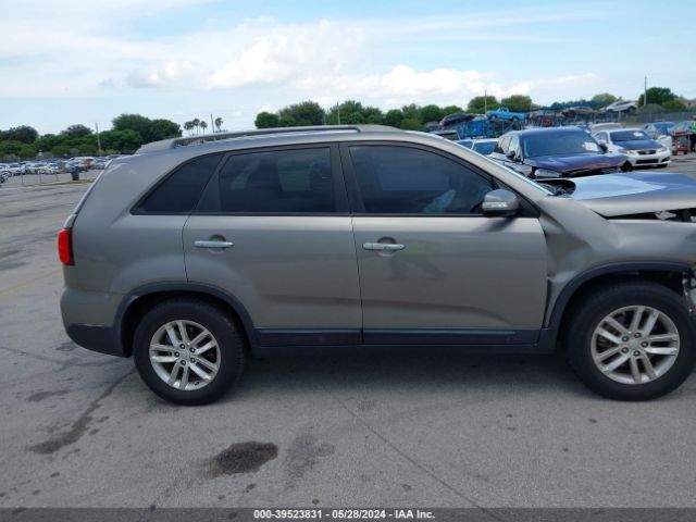 5XYKT4A68FG608944 KIA SORENTO LX