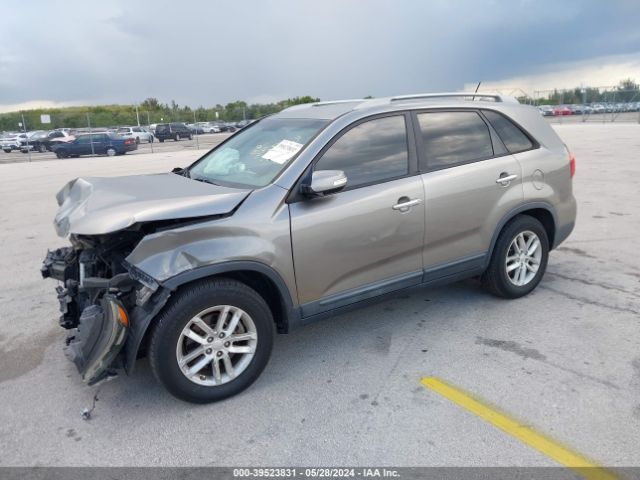 5XYKT4A68FG608944 KIA SORENTO LX