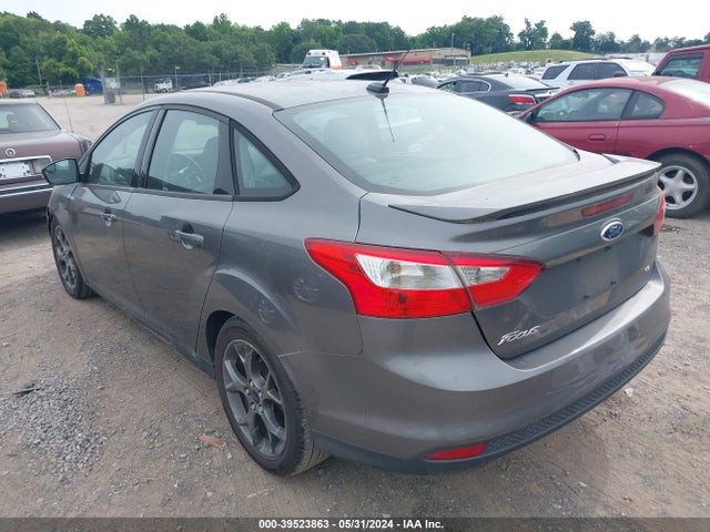 Ford FOCUS SE 2014 1FADP3F24EL303513 Image 3