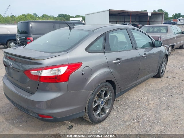 Ford FOCUS SE 2014 1FADP3F24EL303513 Image 4