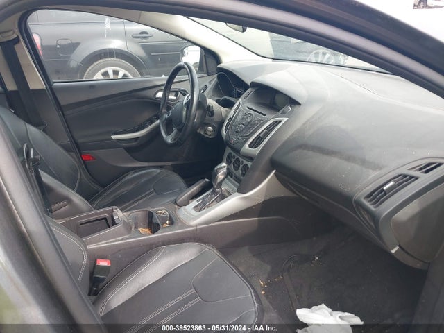 Ford FOCUS SE 2014 1FADP3F24EL303513 Image 5