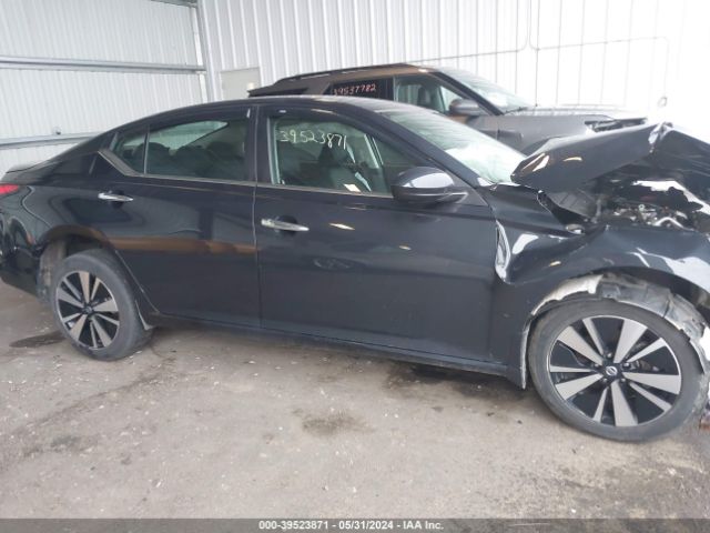 1N4BL4DWXMN409790 Nissan Altima Sv Intelligent Awd