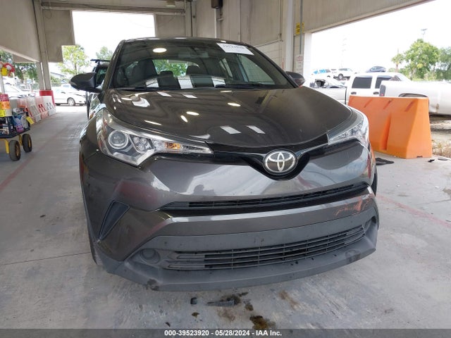 Toyota C-HR XLE 2019 NMTKHMBX4KR085880 Image 12