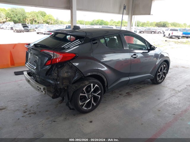 Toyota C-HR XLE 2019 NMTKHMBX4KR085880 Image 4